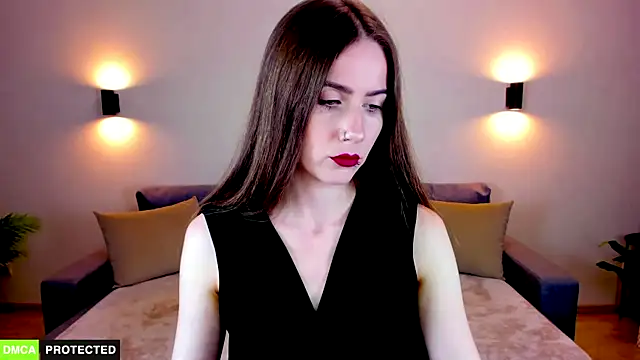 TheWoman   online show from 10, 10, 2025