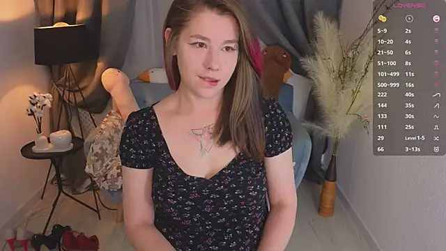 Snapshot of Mira_Falls chatting on 25, 9, 2025 Mira Falls online show from 25, 9, 2025