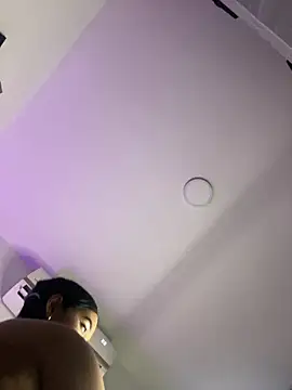 Shantal Lovee online show from 14, 2, 2026