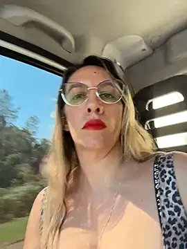 Gatitacarlita online show from 30, 3, 2026