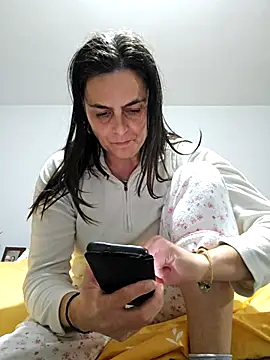 IsabelleCraft online show from 17, 11, 2025