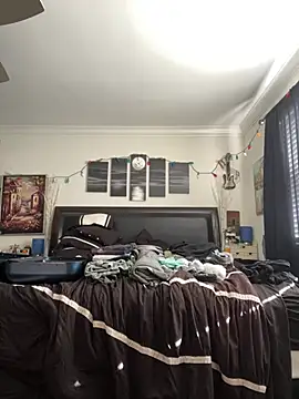 honneymel online show from 18, 2, 2025