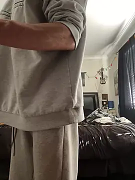 honneymel online show from 8, 3, 2025