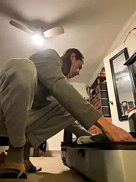 honneymel online show from 27, 11, 2025