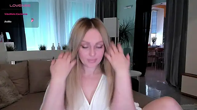 Snapshot of Libby_Nora chatting on 19, 12, 2024 Libby Nora online show from 19, 12, 2024