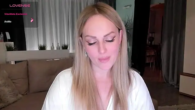 Snapshot of Libby_Nora chatting on 19, 12, 2024 Libby Nora online show from 19, 12, 2024