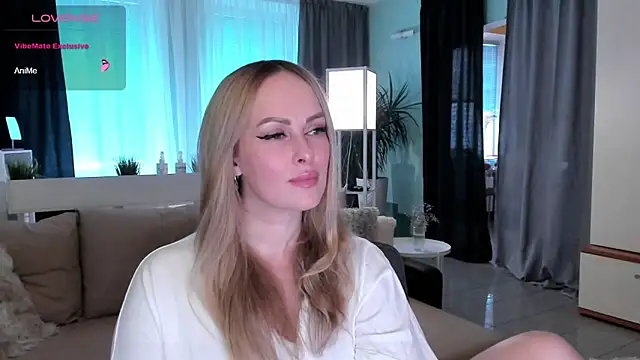 Snapshot of Libby_Nora chatting on 20, 12, 2024 Libby Nora online show from 20, 12, 2024