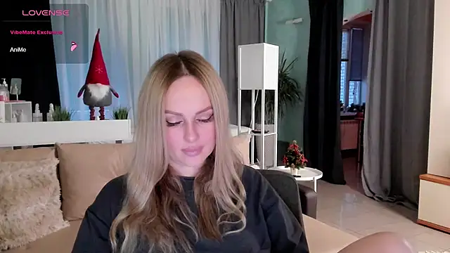 Snapshot of Libby_Nora chatting on 7, 1, 2025 Libby Nora online show from 7, 1, 2025