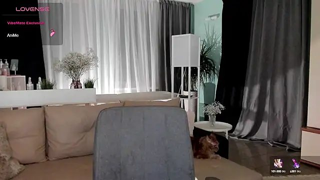 Snapshot of Libby_Nora chatting on 10, 1, 2025 Libby Nora online show from 10, 1, 2025