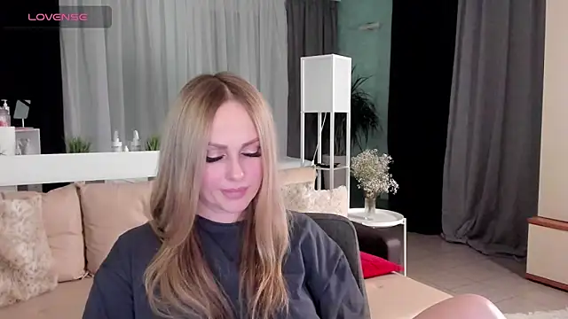 Snapshot of Libby_Nora chatting on 24, 1, 2025 Libby Nora online show from 24, 1, 2025