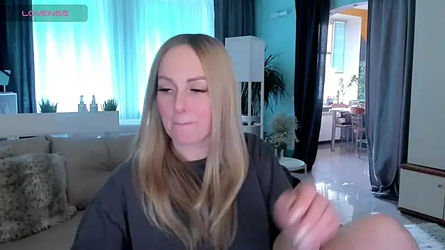 Snapshot of Libby_Nora chatting on 26, 1, 2025 Libby Nora online show from 26, 1, 2025