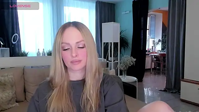 Snapshot of Libby_Nora chatting on 28, 1, 2025 Libby Nora online show from 28, 1, 2025