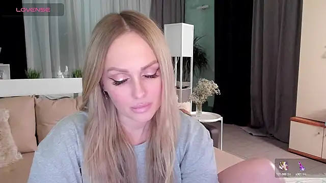 Snapshot of Libby_Nora chatting on 31, 1, 2025 Libby Nora online show from 31, 1, 2025