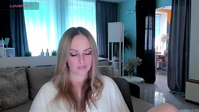 Snapshot of Libby_Nora chatting on 10, 2, 2025 Libby Nora online show from 10, 2, 2025