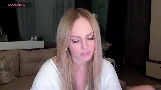 Snapshot of Libby_Nora chatting on 12, 2, 2025 Libby Nora online show from 12, 2, 2025