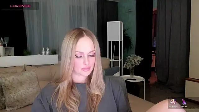 Snapshot of Libby_Nora chatting on 19, 2, 2025 Libby Nora online show from 19, 2, 2025