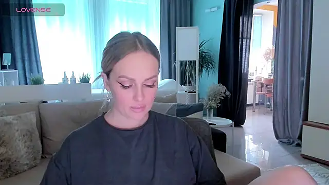 Snapshot of Libby_Nora chatting on 24, 2, 2025 Libby Nora online show from 24, 2, 2025