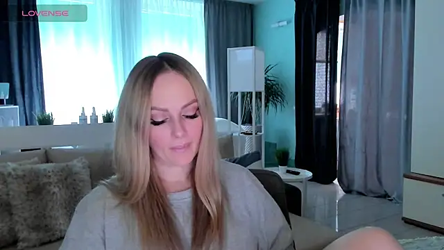 Snapshot of Libby_Nora chatting on 3, 3, 2025 Libby Nora online show from 3, 3, 2025