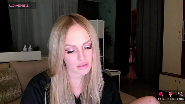 Snapshot of Libby_Nora chatting on 6, 3, 2025 Libby Nora online show from 6, 3, 2025