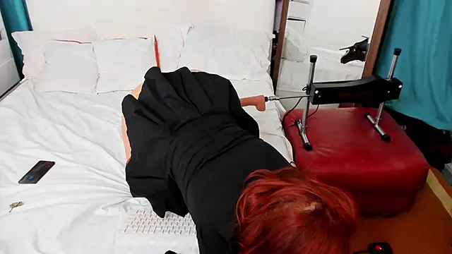 IvyHotFoxy online show from 24, 2, 2025