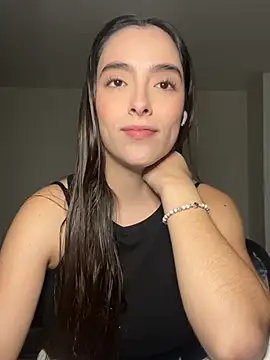 Snapshot of swrennn19 chatting on 7, 1, 2025 swrennn19 online show from 7, 1, 2025