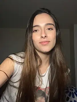 Snapshot of swrennn19 chatting on 24, 2, 2025 swrennn19 online show from 24, 2, 2025