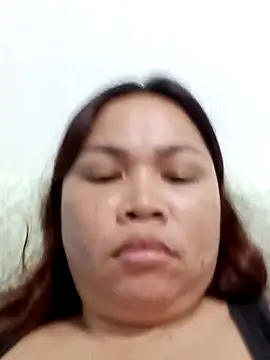 XXLorie 02 online show from 9, 2, 2025