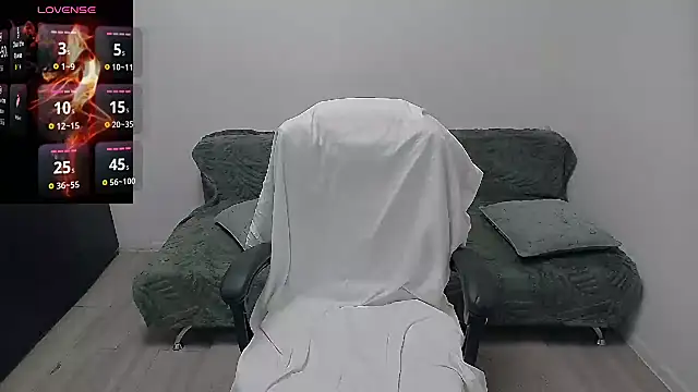 Snapshot of erikaerika chatting on 18, 5, 2026 erikaerika online show from 18, 5, 2026