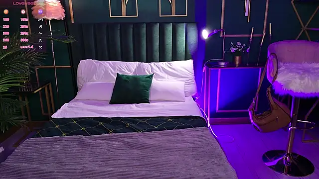 Eille Elfie online show from 14, 11, 2025