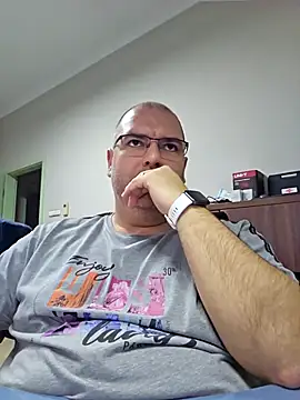 Andrew1900529 online show from 26, 11, 2025