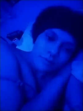 Snapshot of LUNAdeMARTE chatting on 10, 1, 2025 LUNAdeMARTE online show from 10, 1, 2025