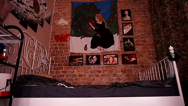 Evelively online show from 5, 11, 2025