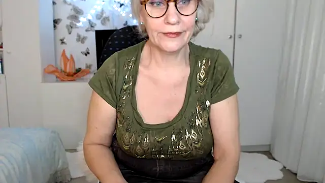 Ghertrude52 online show from 21, 2, 2025