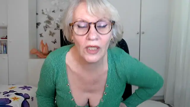 Ghertrude52 online show from 3, 3, 2025