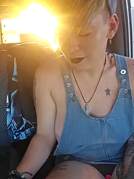 PinkTheHawk online show from 10, 1, 2025