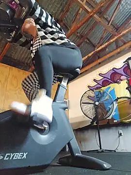 PinkTheHawk online show from 18, 10, 2025