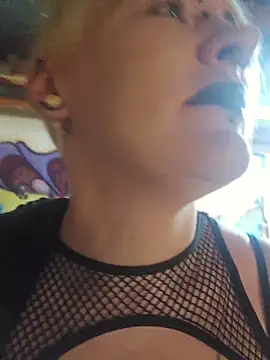 PinkTheHawk online show from 25, 10, 2025