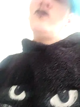 PinkTheHawk online show from 14, 4, 2026