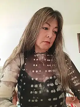 Snapshot of emma_tour chatting on 30, 5, 2026 emma tour online show from 30, 5, 2026