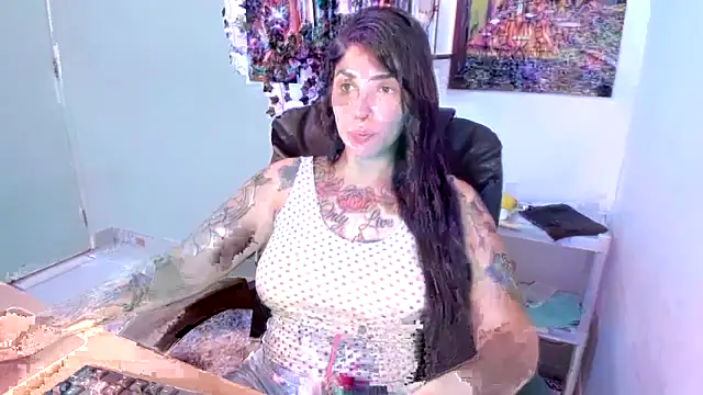 TaliMajesty online show from 8, 1, 2025