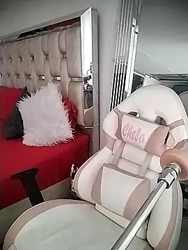 Snapshot of chelaqueen_ chatting on 18, 2, 2026 chelaqueen online show from 18, 2, 2026