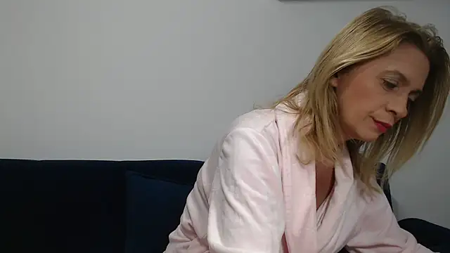 MysticCreature online show from 19, 3, 2025