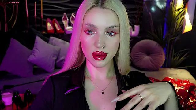 MistressDarsy online show from 22, 12, 2024