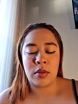 Snapshot of zalibloom chatting on 8, 9, 2025 zalibloom online show from 8, 9, 2025