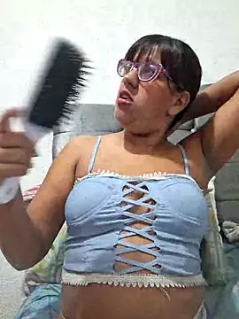 Snapshot of ZaidaWet chatting on 14, 3, 2025 ZaidaWet online show from 14, 3, 2025