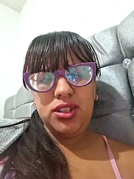 Snapshot of ZaidaWet chatting on 18, 3, 2025 ZaidaWet online show from 18, 3, 2025