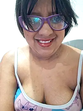 Snapshot of ZaidaWet chatting on 19, 9, 2025 ZaidaWet online show from 19, 9, 2025