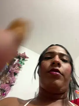 Snapshot of Newshantal_ chatting on 2, 1, 2025 Newshantal online show from 2, 1, 2025