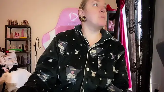 Snapshot of kisicaxx chatting on 16, 1, 2026 kisicaxx online show from 16, 1, 2026