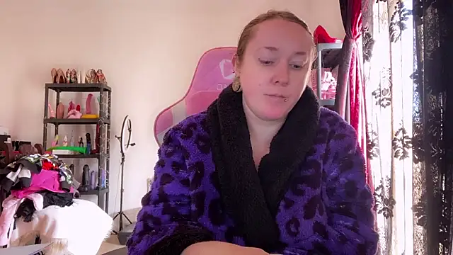 Snapshot of kisicaxx chatting on 17, 1, 2026 kisicaxx online show from 17, 1, 2026